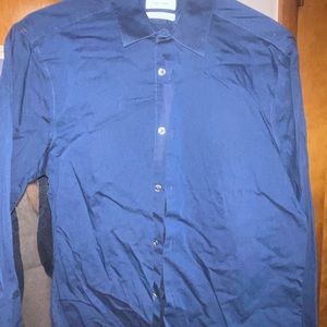 Calvin Klein blue dress shirt, never worn, and in great condition.